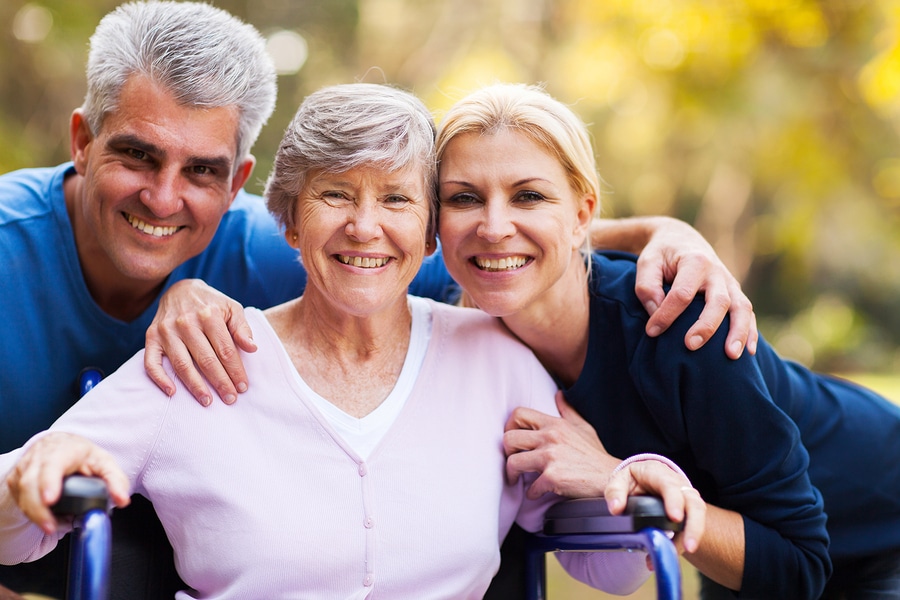 Tips for Encouraging Family to Visit Your Senior More Often