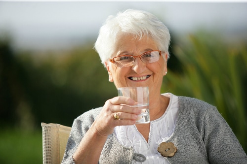 Tips for Helping Your Senior Stay Hydrated Throughout the Day