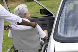 What Should You Tell an Elderly Parent Who Should Stop Driving?