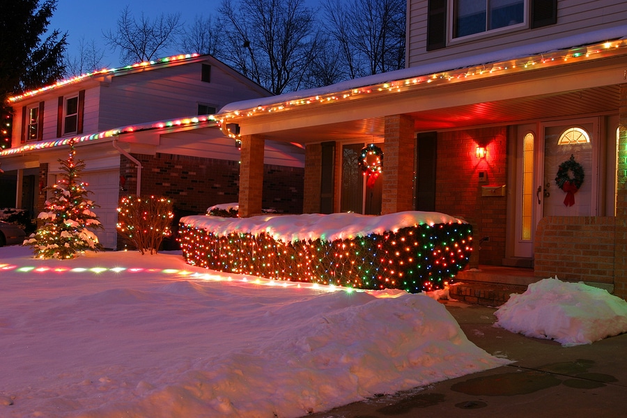 Tips for Safe Holiday Decorating for Your Parent