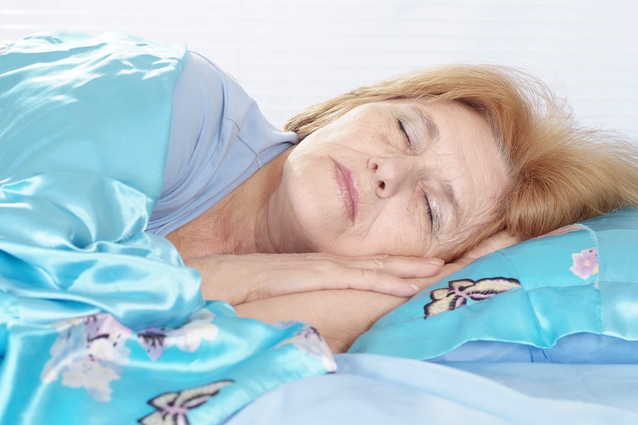 Natural Ways to Make Sure Your Senior Gets Enough Sleep