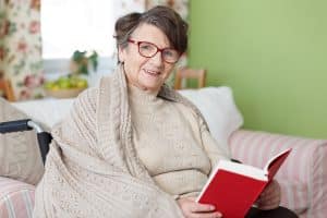 5 Things That Make Seniors Feel Cold