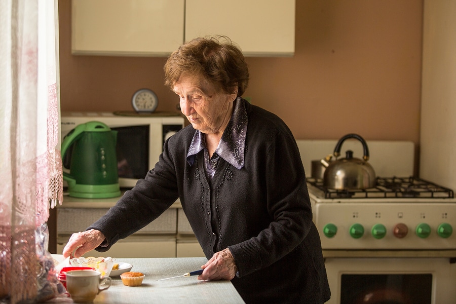 Tips for Helping Keep an Elderly Adult Safe at Home