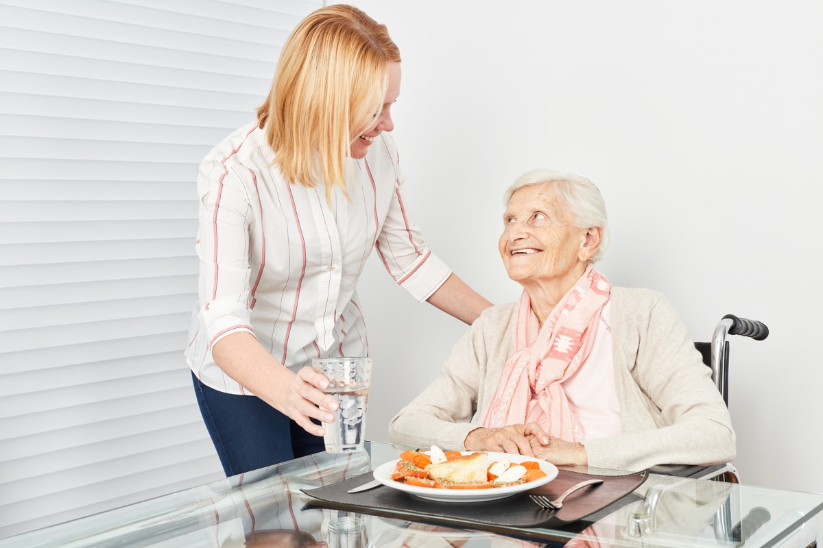 Guidelines for Your Elderly Loved One’s Meals