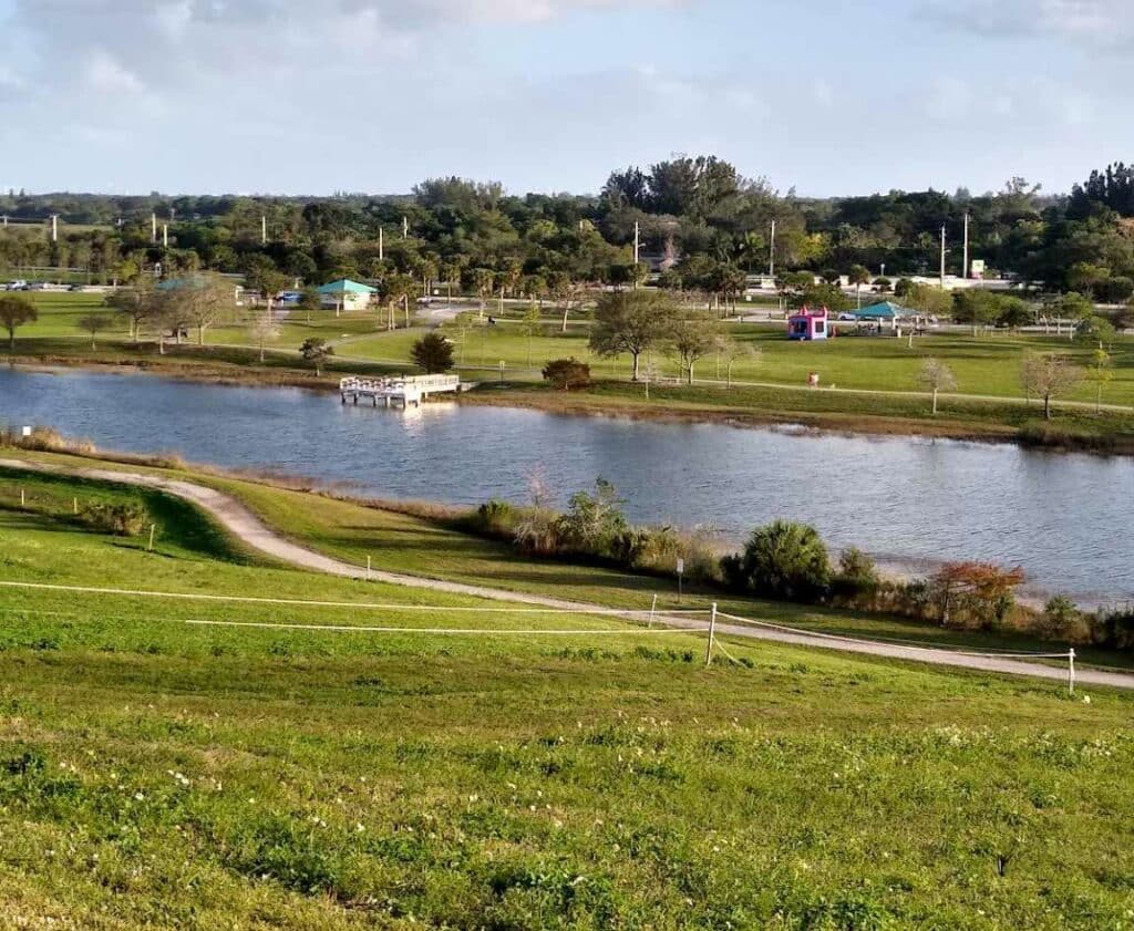 Vista View Park - Beautiful Parks with Walking Trails in Southwest Ranches, Florida - Broward County, FL