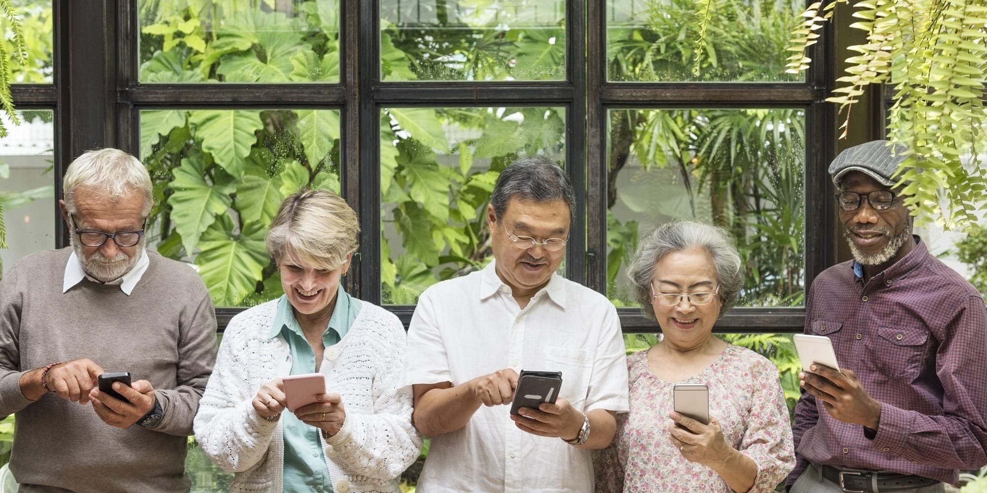 Stay Connected During the Holidays! Eight Essential Tech Tips for Seniors Helping Seniors® Clients