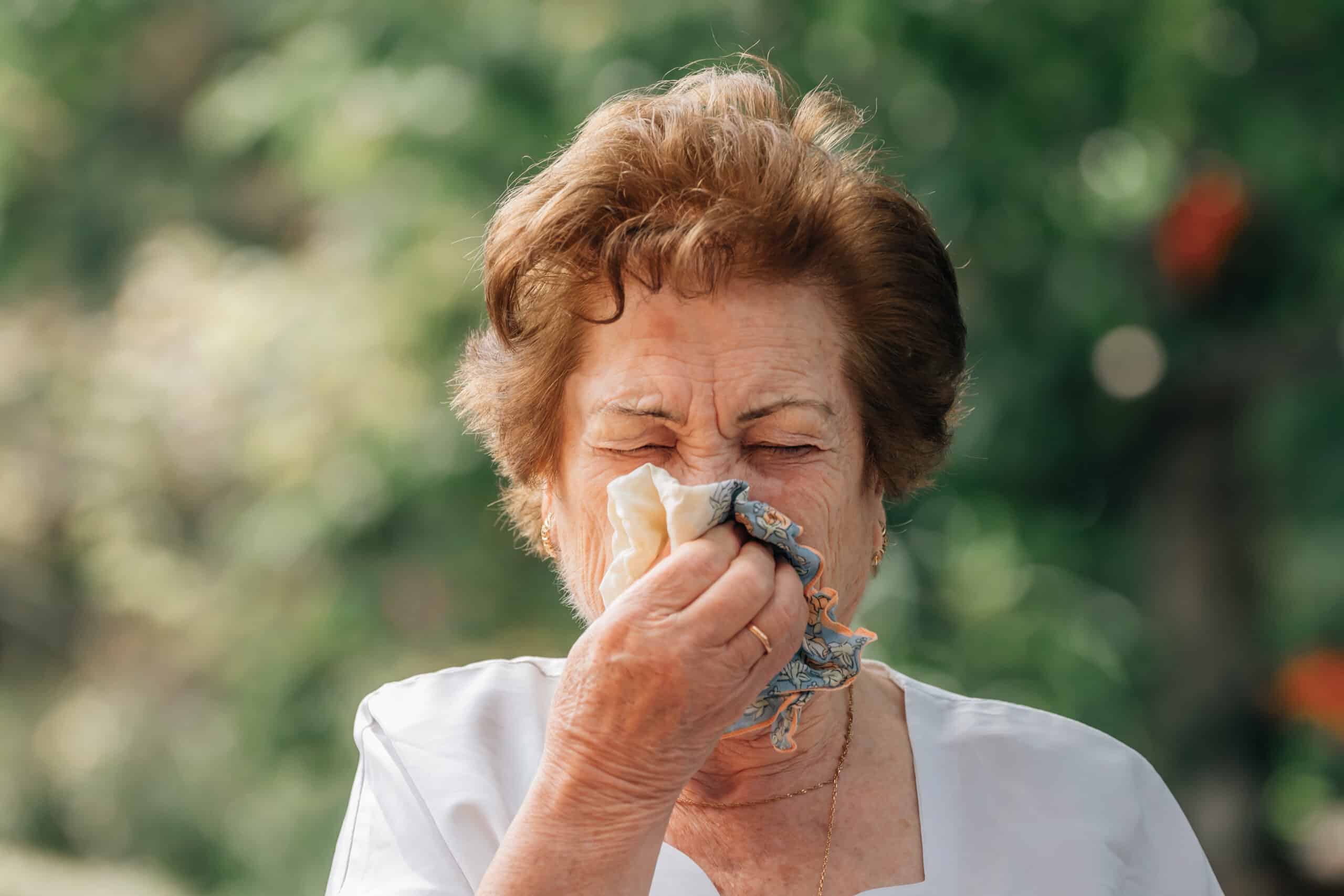 Spring Fever: Seven Seniors Helping Seniors® Allergy Management Tips for Seniors